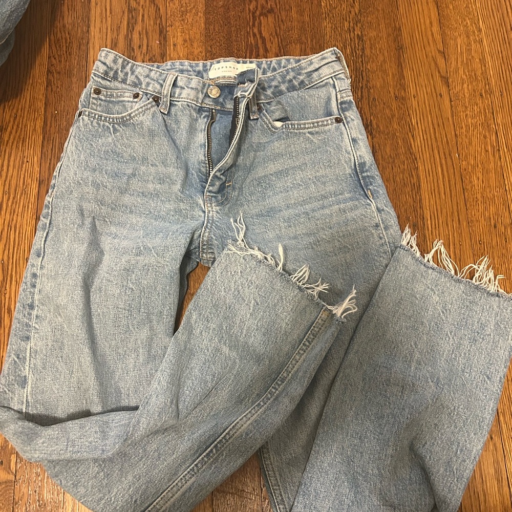 Topshop Light Blue Cropped Jeans with Frayed Hem